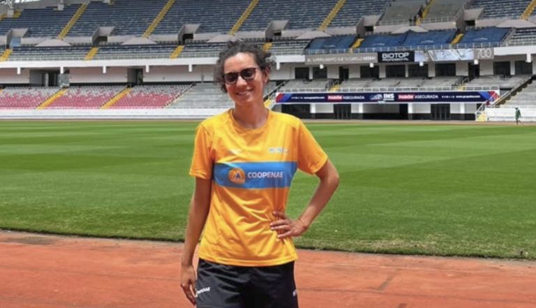 Melissa Calvo vuelve a romper récord centroamericano en 400 metros planos T13